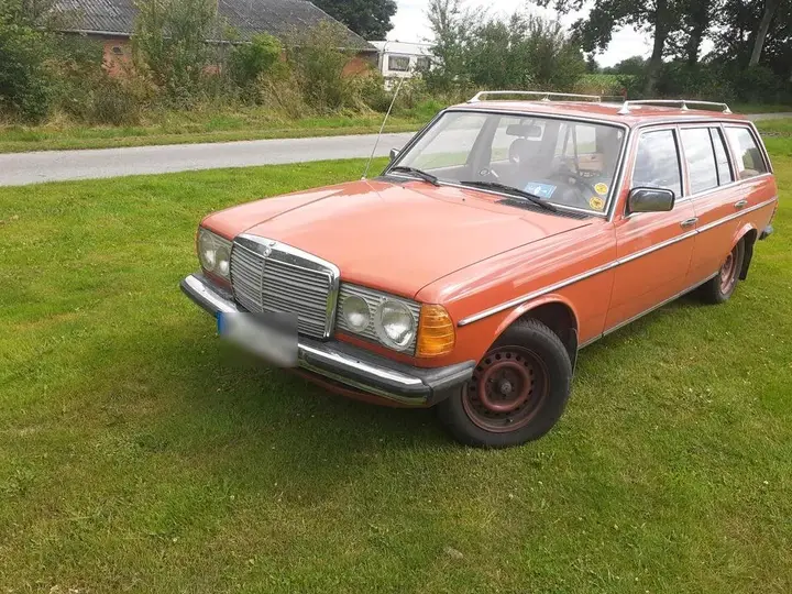 Mercedes-Benz W123