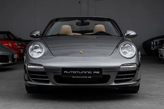 Porsche 911 2010 photo 3