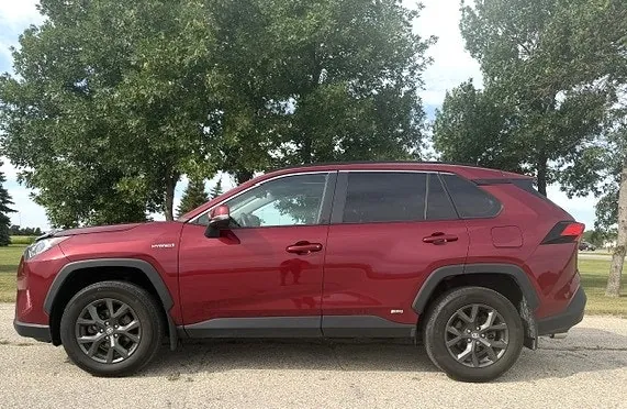 Toyota Rav4 2021 photo 3