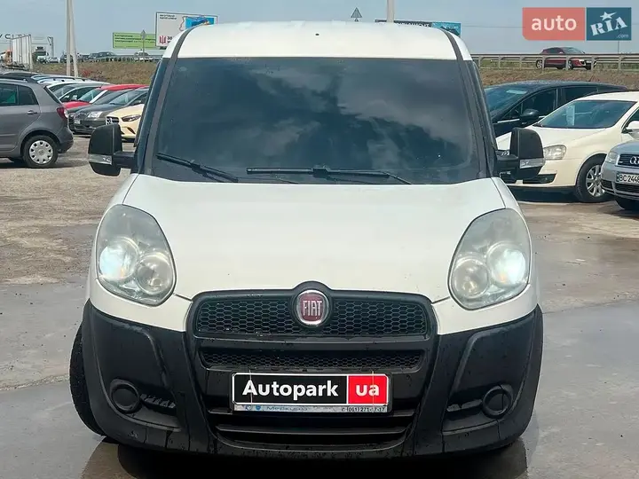 Fiat Doblo 2013 photo 2