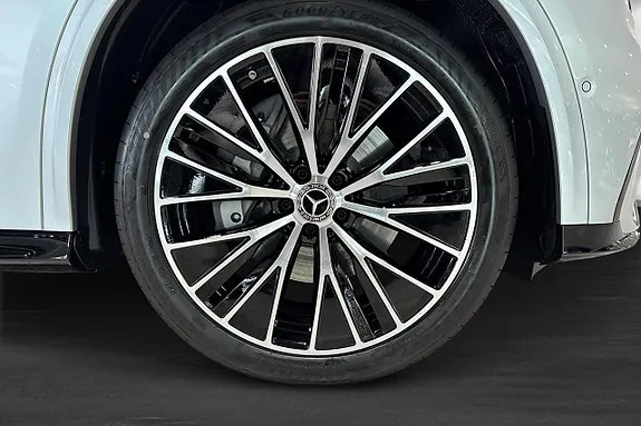 Mercedes-Benz Glc400 2027 photo 5