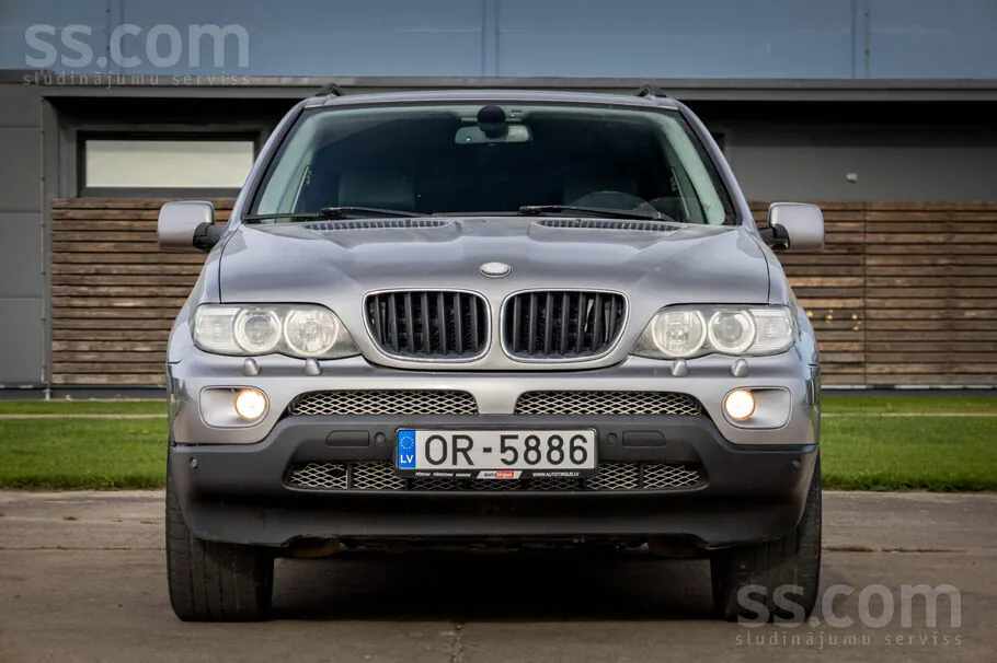 BMW X5 2005 photo 2