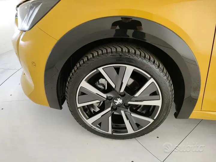 Peugeot 208 2021 photo 5