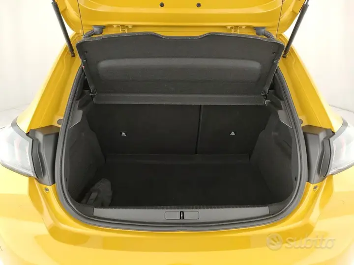 Peugeot 208 2021 photo 4