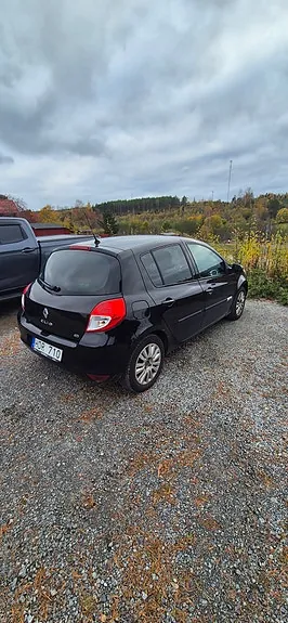 Renault Clio 2012 photo 2