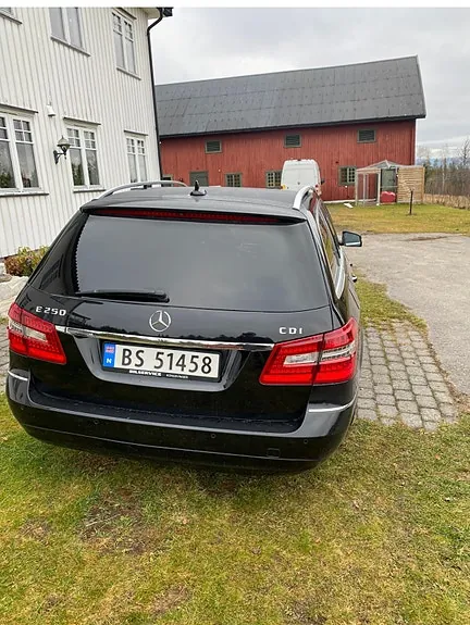 Mercedes-Benz E250 D 2010 photo 4
