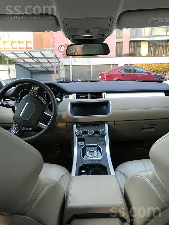 Land Rover Range Rover Evoque 2017 photo 3