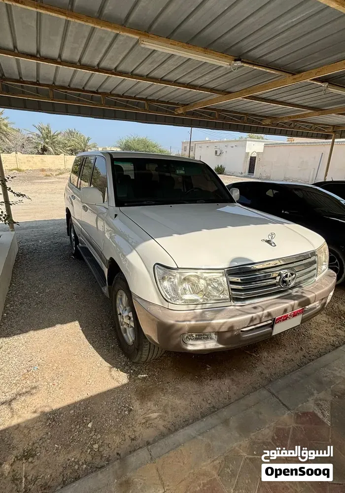 Toyota Land Cruiser 2000 photo 2