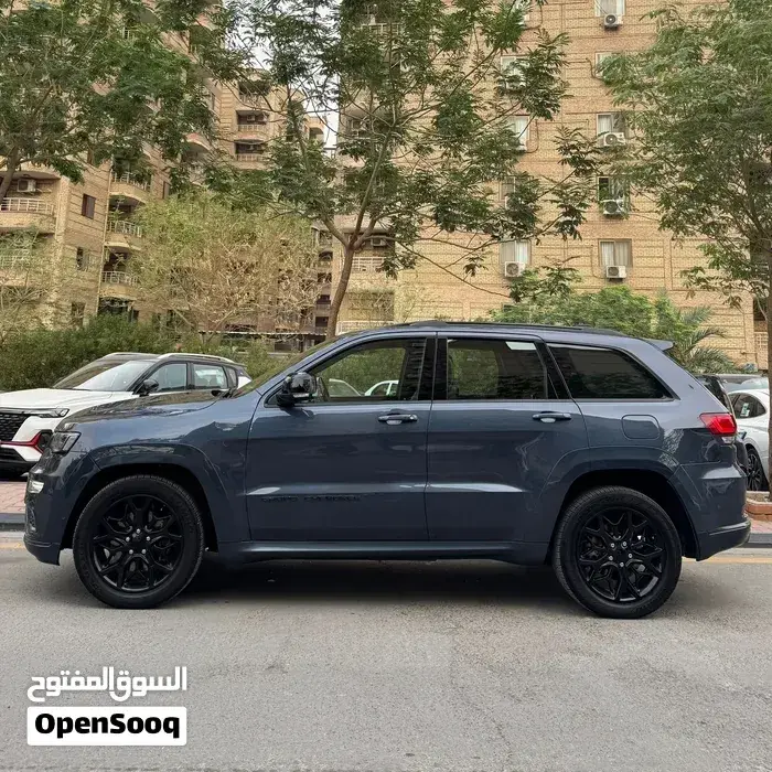 Jeep Grand Cherokee 2020 photo 3