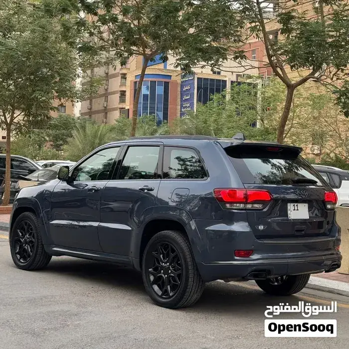 Jeep Grand Cherokee 2020 photo 2