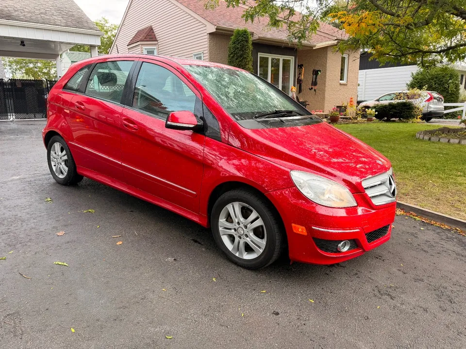 Mercedes-Benz B-Class 2009 photo 2