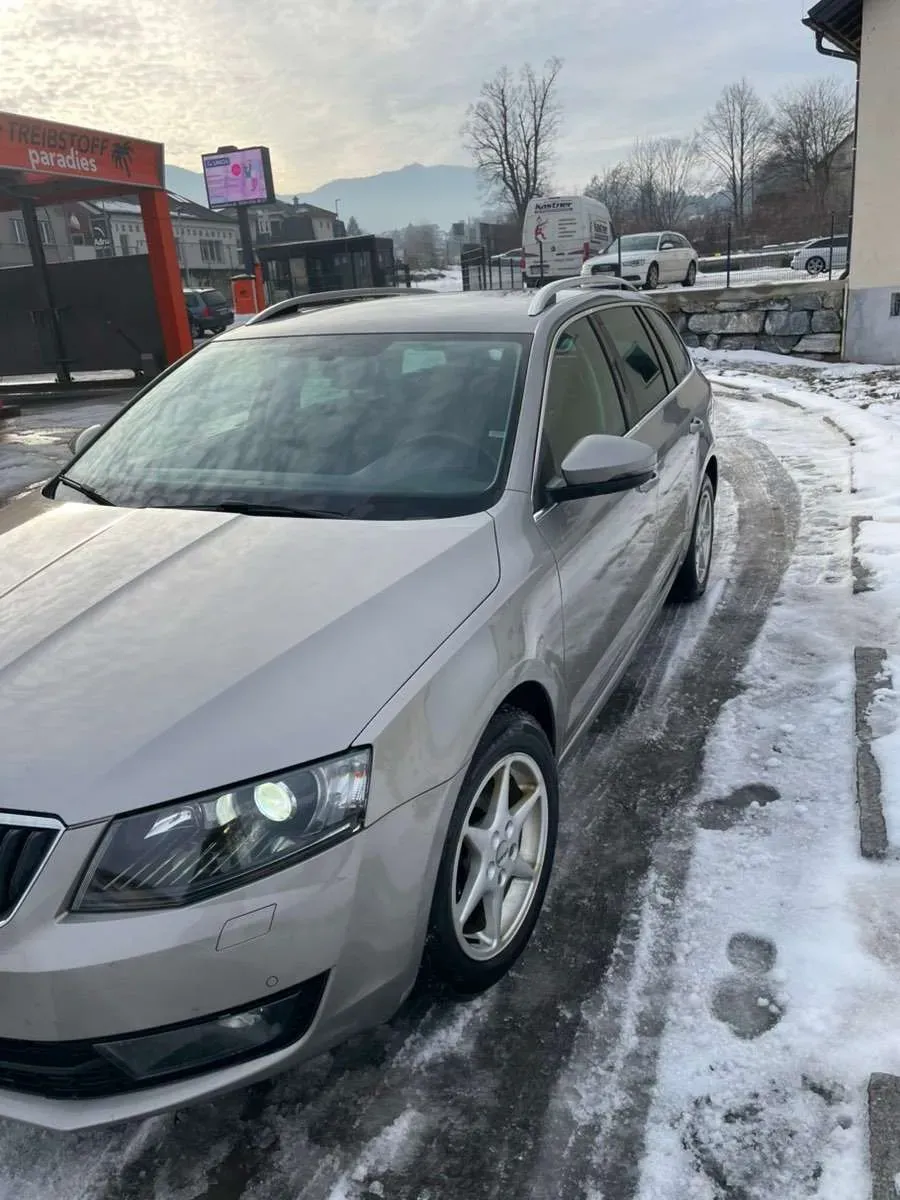 Skoda Octavia 2017 photo 3