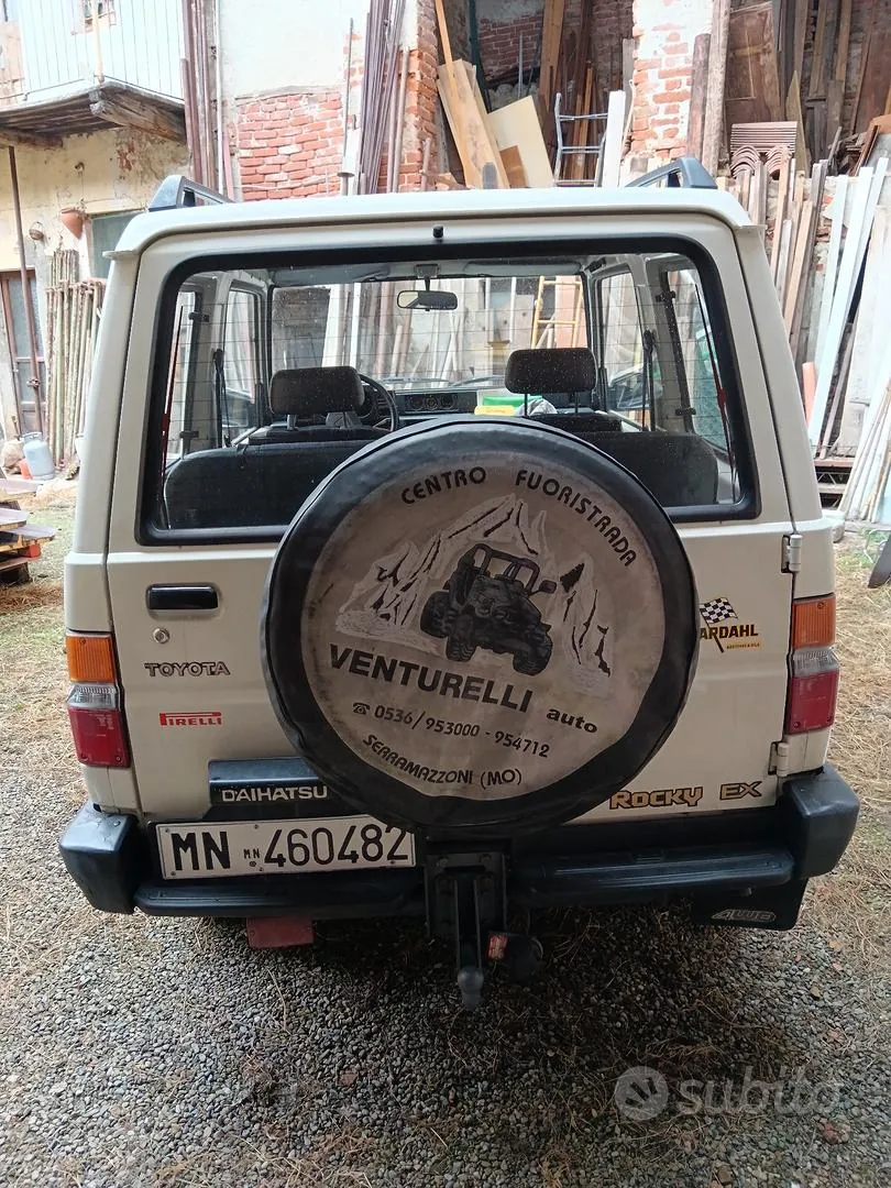 Daihatsu Rocky 1988 photo 2