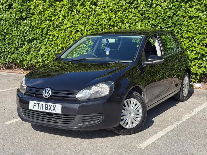 Volkswagen Golf 2011 photo 4