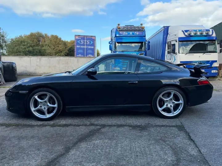 Porsche 911 2000 photo 2