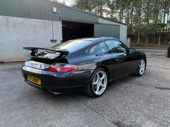Porsche 911 2000 photo 5