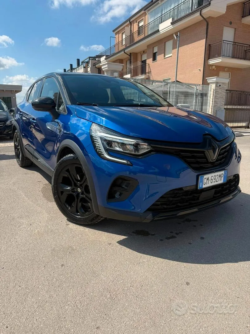 Renault Captur 2023 photo 2