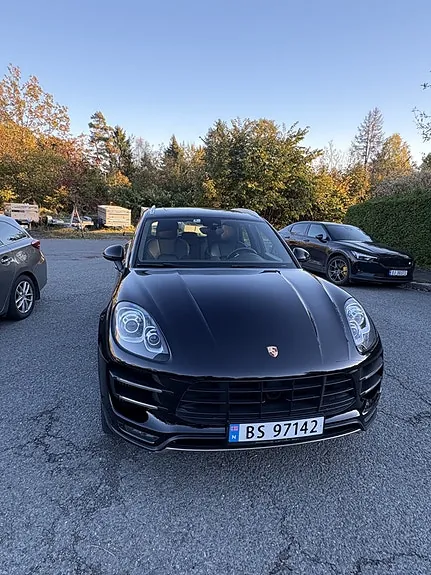 Porsche Macan Turbo 2015 photo 4