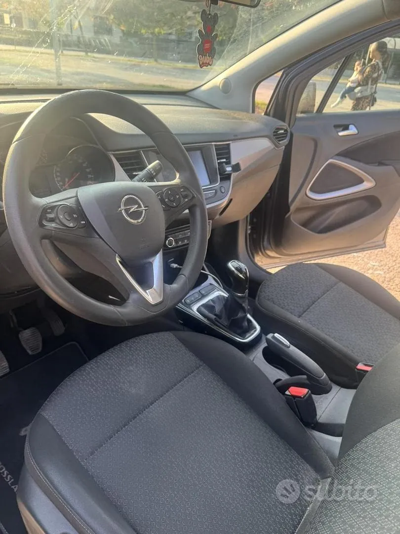 Opel Crossland X 2018 photo 4