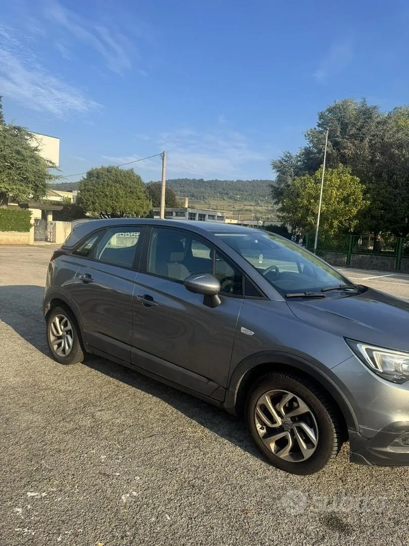 Opel Crossland X 2018 photo 2