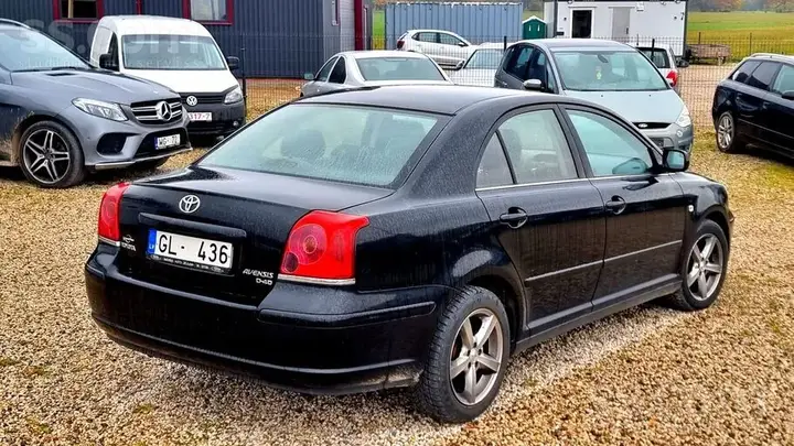 Toyota Avensis 2006 photo 5