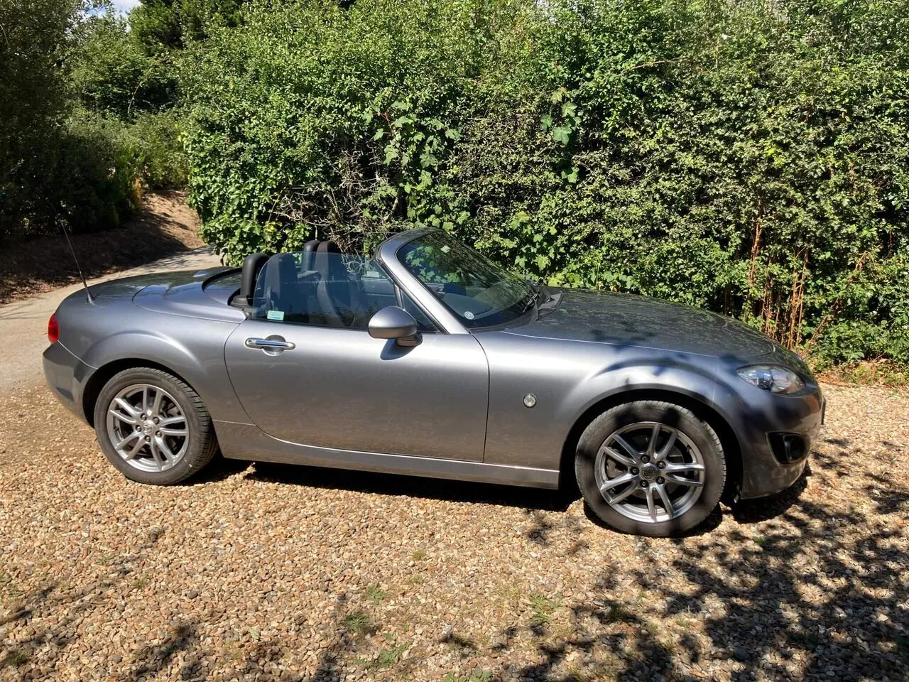 Mazda Mx-5 2010 photo 5