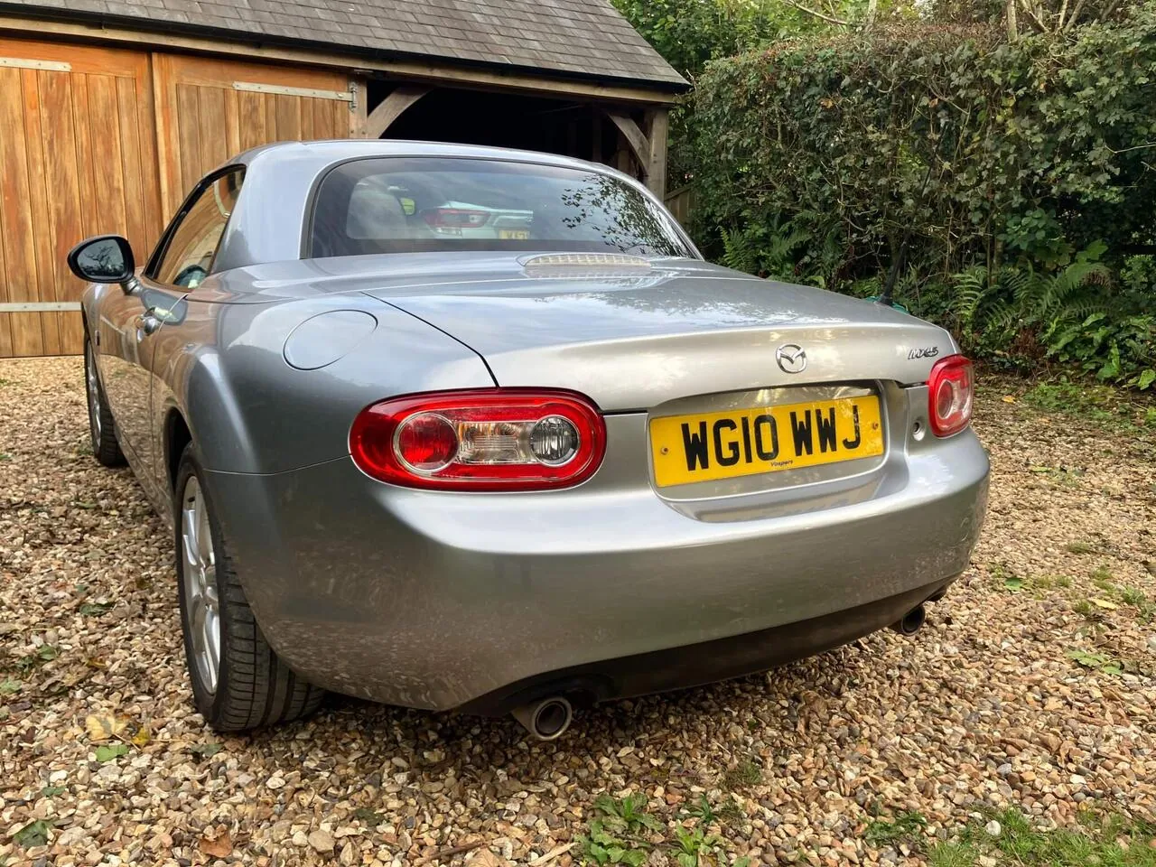 Mazda Mx-5 2010 photo 4