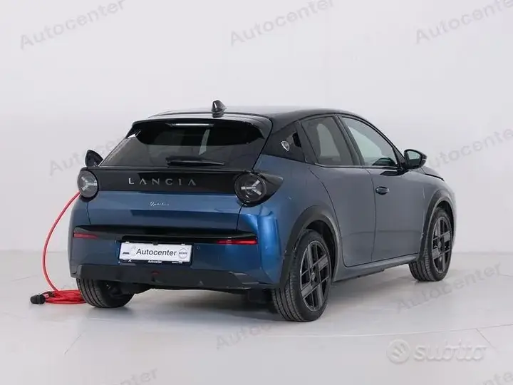 Lancia Ypsilon 2024 photo 3