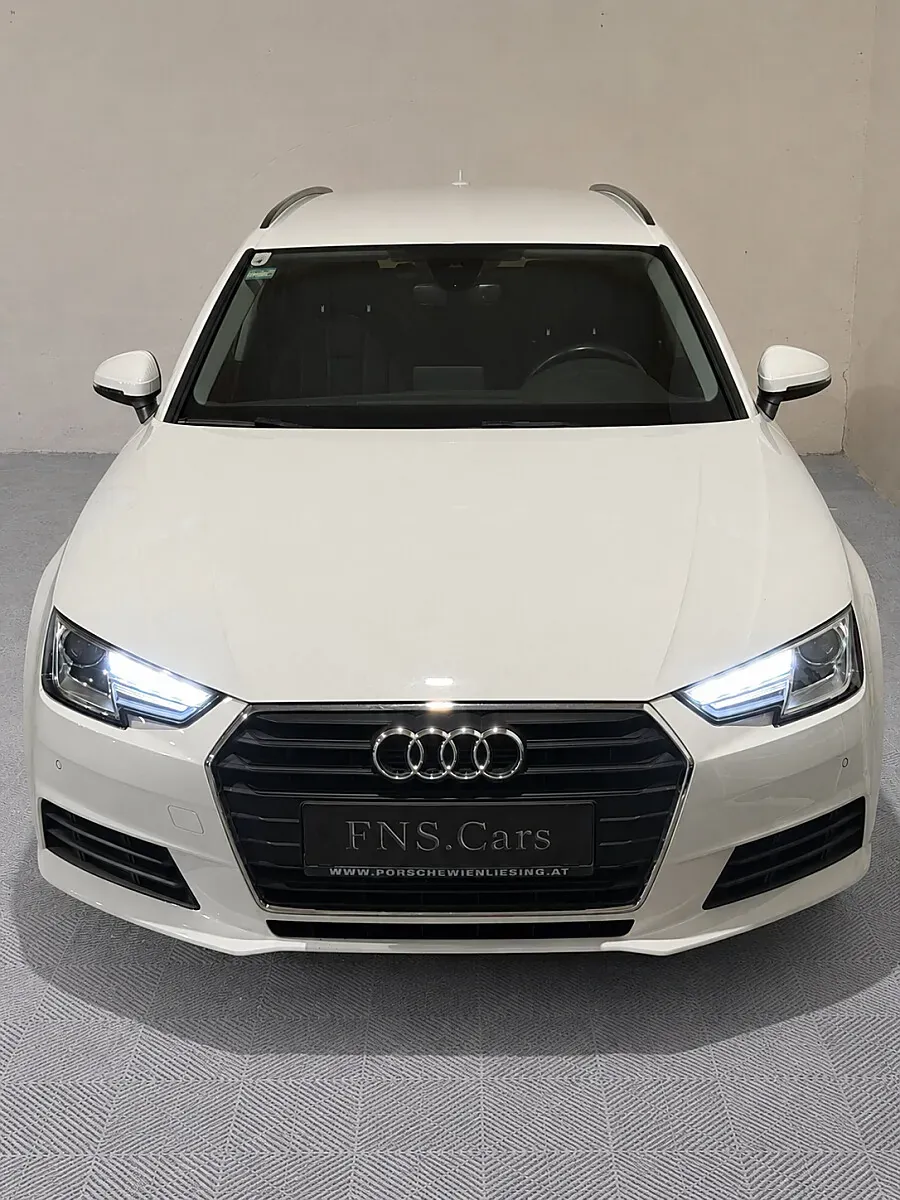 Audi A4 2019 photo 2