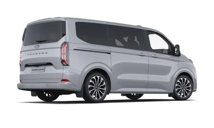 Ford Tourneo Custom 2026 photo 3