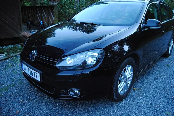 Volkswagen Golf 2010 photo 2