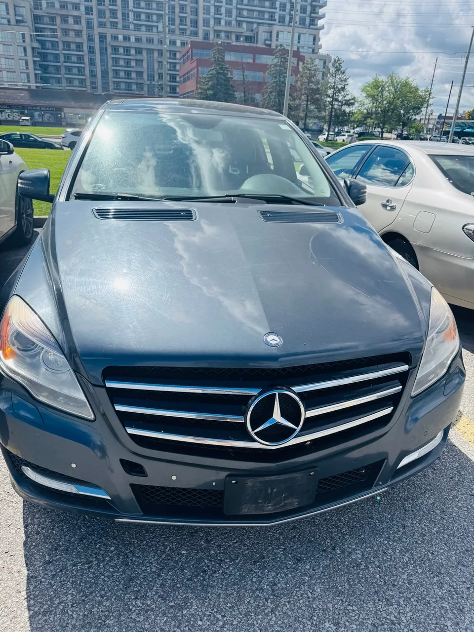 Mercedes-Benz R-Class