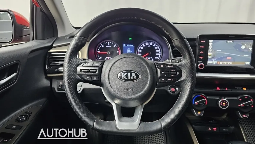 Kia Stonic 2017 photo 5