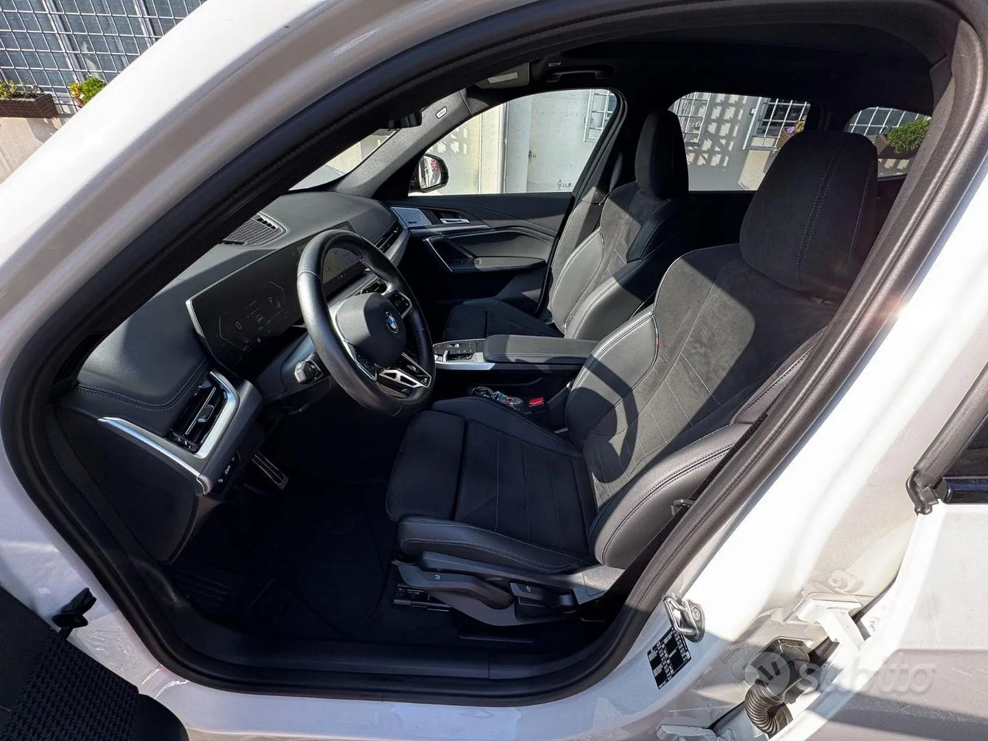 BMW X1 2023 photo 2