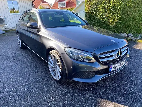 Mercedes-Benz C-Class 2016 photo 2