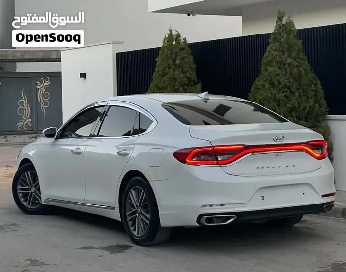 Hyundai Azera 2019 photo 4