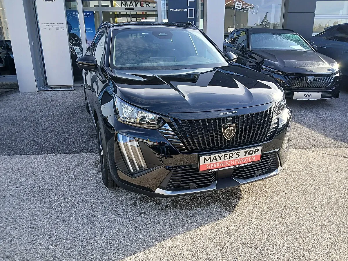 Peugeot E-2008 2026 photo 2