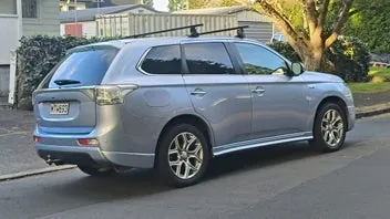 Mitsubishi Outlander 2013 photo 4