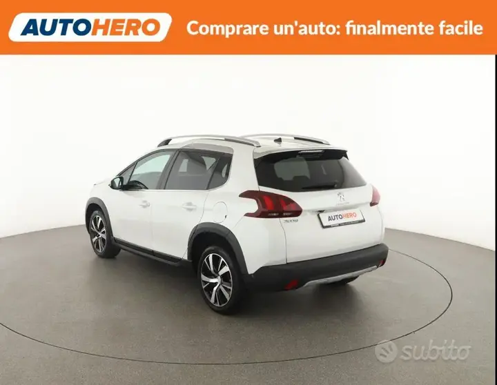 Peugeot 2008 2019 photo 4