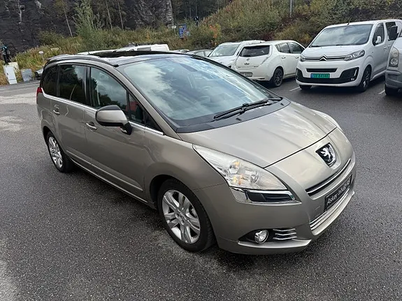 Peugeot 5008 2012 photo 3