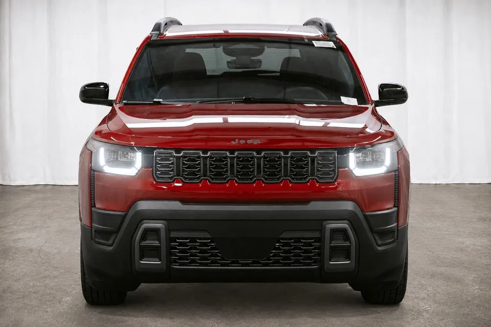 Jeep Cherokee 2026 photo 2