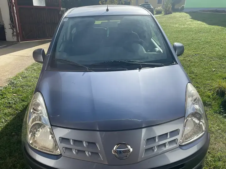 Nissan Pixo