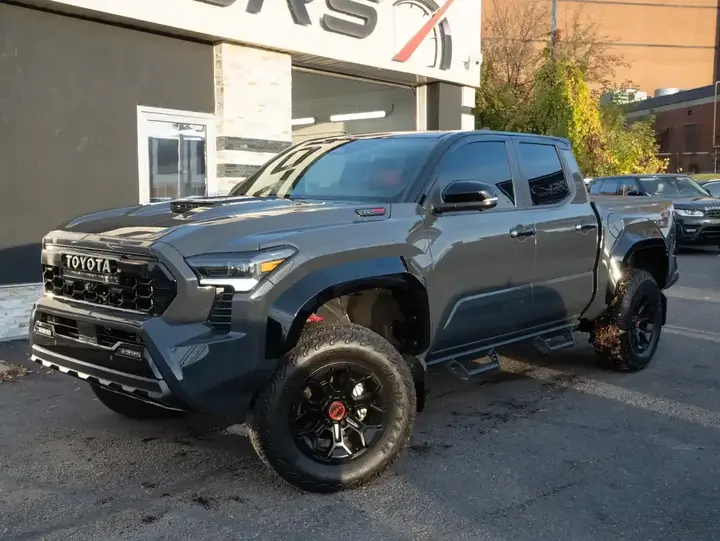 Toyota Tacoma 2024 photo 3