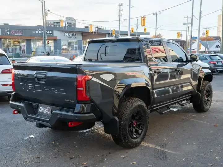 Toyota Tacoma 2024 photo 4