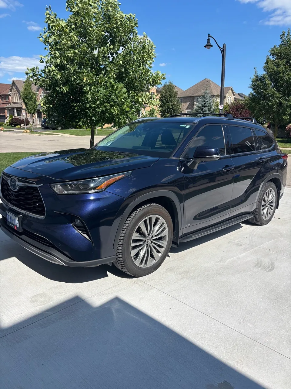 Toyota Highlander 2022 photo 2