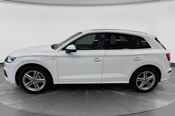 Audi Q5 2020 photo 2