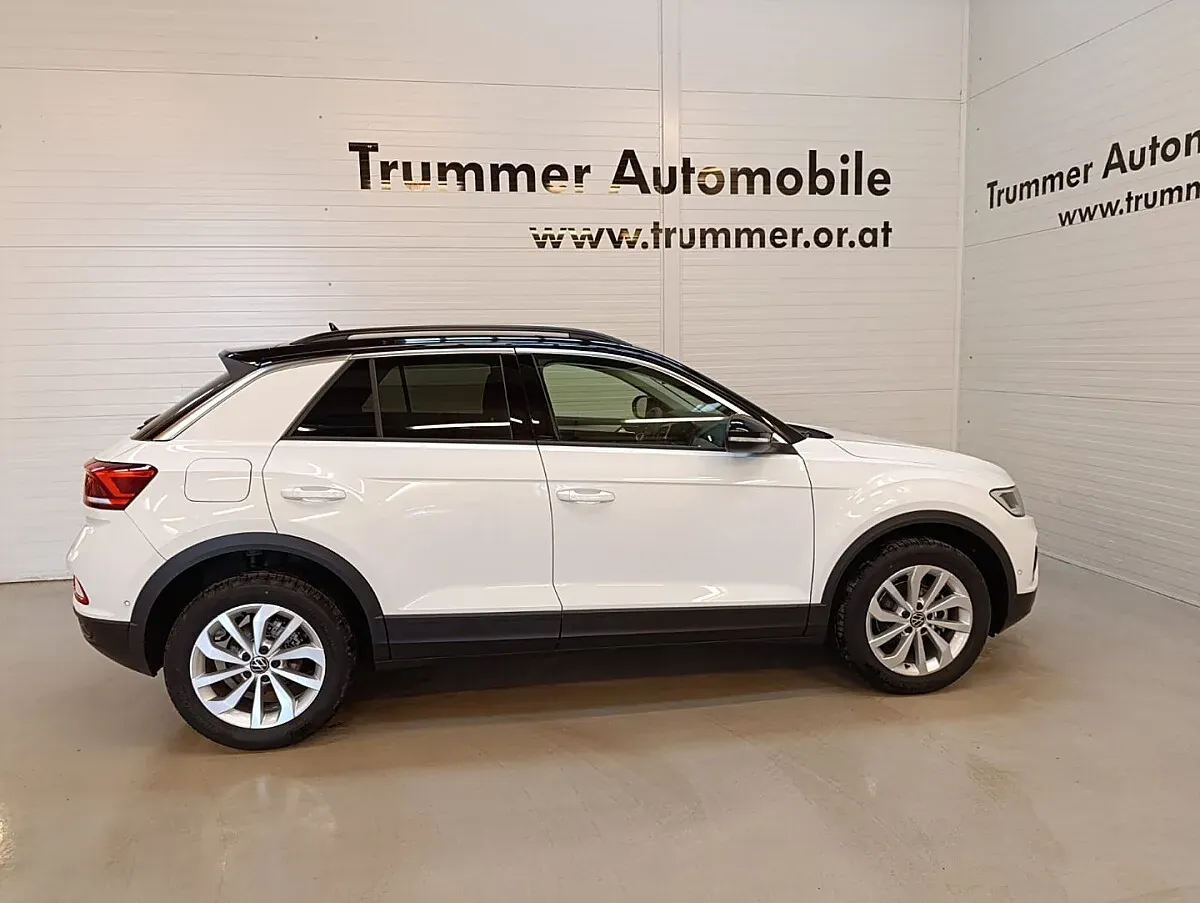 Volkswagen T-Roc 2025 photo 3