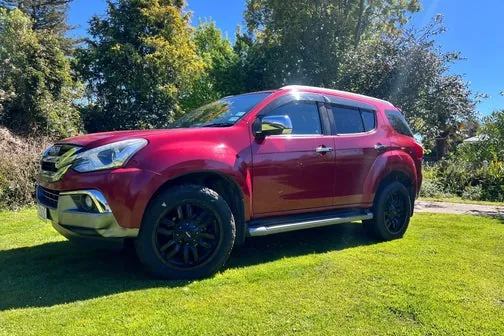 Isuzu Mu-X