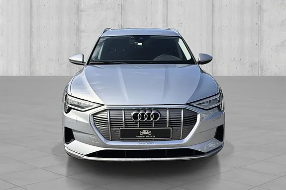 Audi E-Tron 2019 photo 2