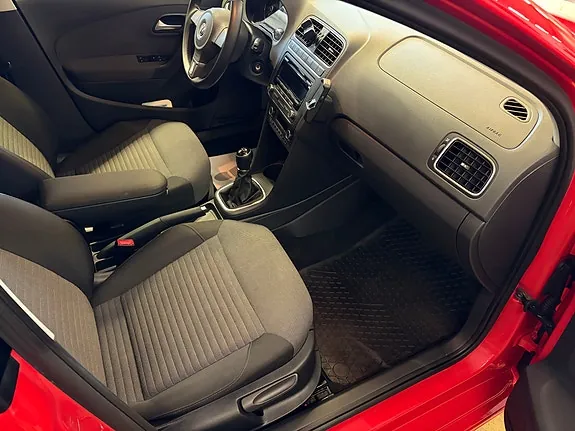 Volkswagen Polo 2014 photo 5